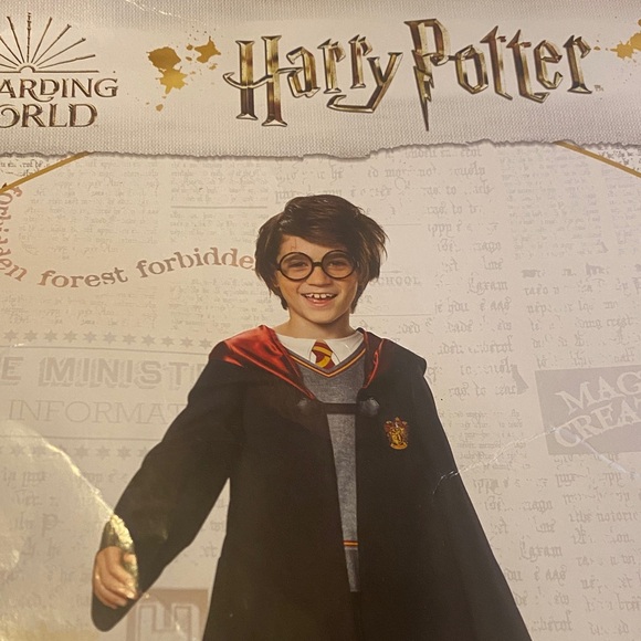 Harry Potter Gryffindor Black Wizard Costume with Red Accents - Picture 2 of 6